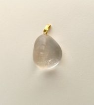 水晶のペンダントトップ