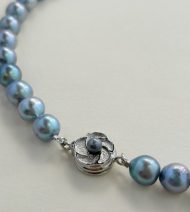 天然グレイパールネックレス