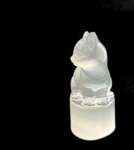 セレナイト製ねこの置物横顔